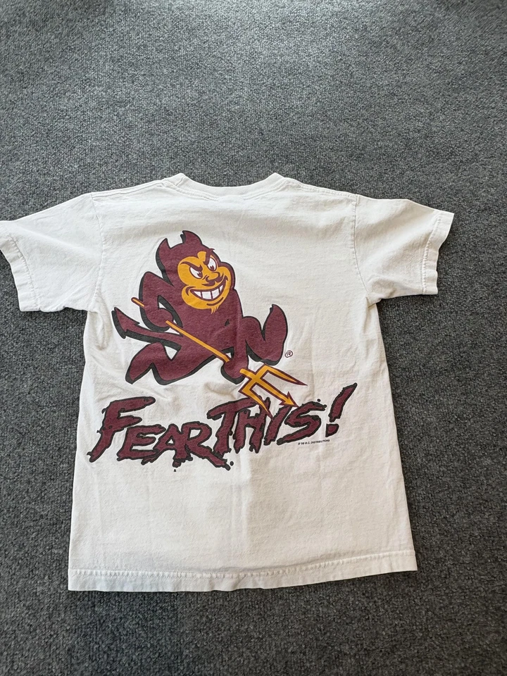 Camisa De Colección Arizona State Sun Devils Juvenil Pequeña Blanca NCAA Fútbol Fear This Foto 1 de 4