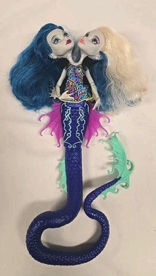 Muñeca Mattel Monster High Great Scarrier Reef Pearl & Peri Serpentine Top  Foto 1 de 4