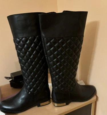 Vince Camino Black Quilted Knee High Leather Fianna Boots Size 7.5 Chanel Style - Image 1 of 4
