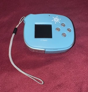 Disney Frozen 2.1mp Digital Camera with 1.5 Inch LCD Preview Screen - Picture 1 of 7