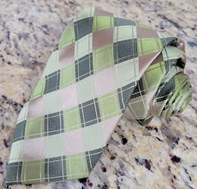 Corbata para hombre Van Heusen verde beige a cuadros 100 % seda hecha a mano resistente a las manchas Foto 1 de 4