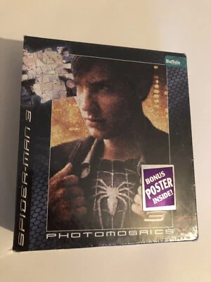 Puzzle de 300 piezas Spider-Man 3 Photomosaics Peter Parker nuevo con póster extra Foto 1 de 3