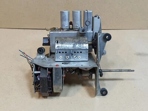 Röhrenradio SABA Schwarzwald Aut. 6-3D Senderscharfabstimmung Motor+FM+UKW-Tuner - Bild 1 von 4