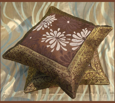 Par (dos) de Funda Almohada Borde Brocado Patrón Flor Tela Seda Marrón India Foto 1 de 4