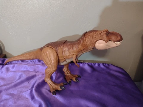 Jurassic Park Super Colossal T Rex Cover
