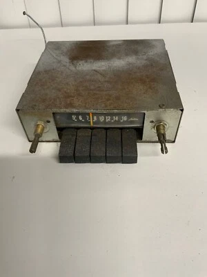 Radio Toshiba Datsun Roadster bluebird 410-411 solo piezas Foto 1 de 4