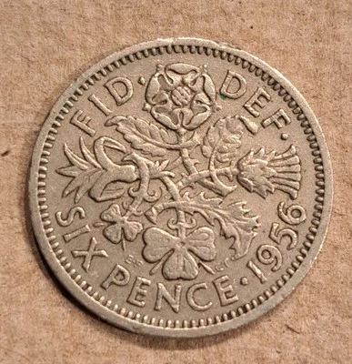 1956 United Kingdom Six Pence Queen Elizabeth II  Tudor Rose 2.83g 19.3mm Cu-Ni - Image 1 of 4