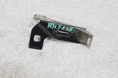 Soporte guardabarros delantero derecho Porsche Cayenne 2008-10 3,6 L 7L5805610B Foto 1 de 4