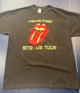 Rolling Stones t shirt- Men's Large-  * New w/o tags - Picture 1 of 2