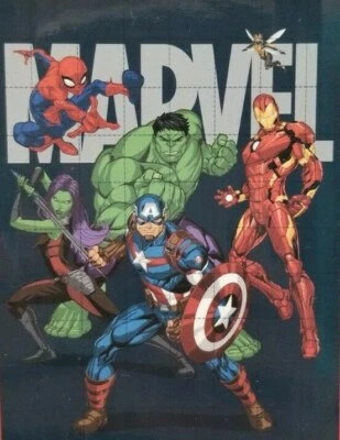 Manta ponderada de felpa Marvel Superheroes nueva en paquete Foto 1 de 4