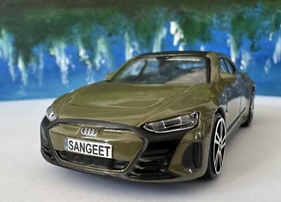 Modelo de coche de juguete Audi RS e-tron GT 1:43 con placa de identificación personalizada - Regalo para papá, niño BX Foto 1 de 4