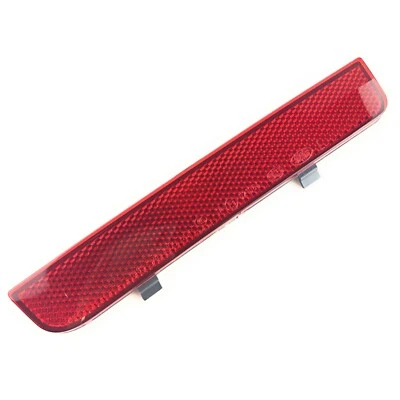 Land Rover LR2 Range Rover Left LH Rear Bumper Red Reflector Genuine LR006349 - Image 1 of 3