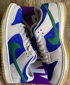 Size 10 - Nike Dunk SB Low Hyper Royal Malachite - Picture 1 of 6