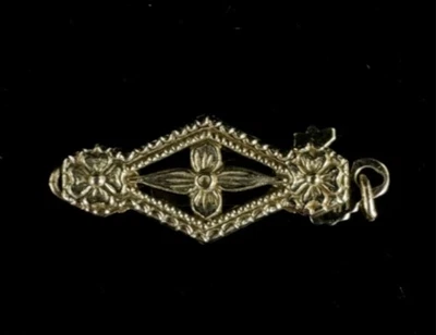 Antique Art Deco 14k White Gold Floral Filigree Fish Hook Clasp - Image 1 of 4