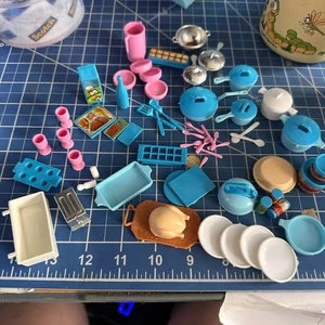 Barbie TRAUMKÜCHE Vintage Puppenhaus Zubehör blau rosa weiß - Bild 1 von 1