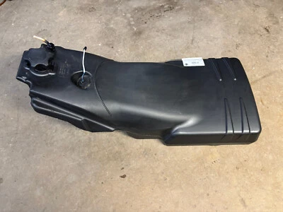 Ski-Doo Expedition 900 16 18 19 17 Skandic 600 OEM Fuel Gas Tank 13 14 15 1200 - Image 1 of 4