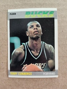 TERRY CUMMINGS Milwaukee BUCKS 1987-88 FLEER Basketball CARD #23 - Picture 1 of 2