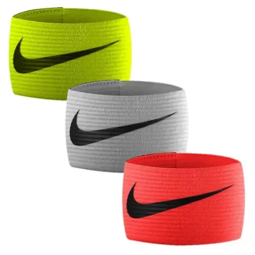 4900/125 NIKE FASCIE CAPITANE BRACELET DE BRAS ADULTE COULEURS ASSORTIES - Photo 1/4