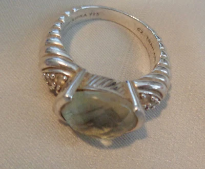 JUDITH RIPKA PRETTY FACETED STERLING RING  LT GREEN  OVAL SHAPE STONE - Image 1 of 3