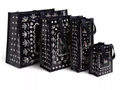 JUEGO DE TOTES DE MERCADO VERA BRADLEY Holiday Owls 4 piezas. BOLSAS REGALO NAVIDAD REUTILIZABLES ¡Selladas! Foto 1 de 4