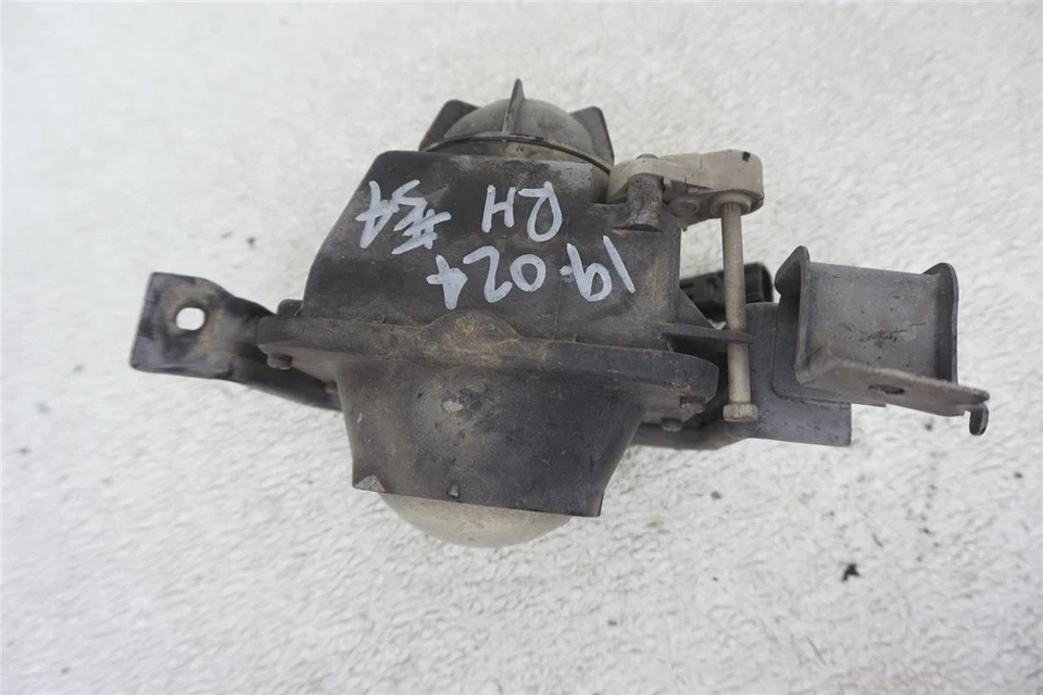 Lâmpada de neblina Lexus Es300 1992-1994 4 portas passageiro direito 81210-33020 fabricante de equipamento original - Imagem 1 de 4