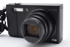 RICOH R8 Black 10.0MP 7.1x CCD Compact Digital Camera [Exc From Japan 9312 - Picture 1 of 12