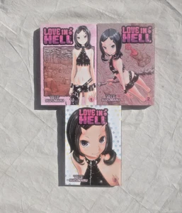Love in Hell: The Complete Trilogy Manga - Picture 1 of 3