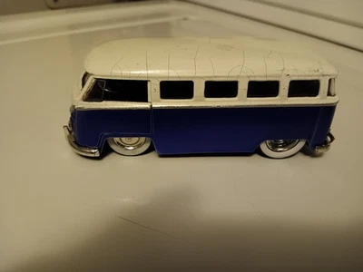 1962 Volkswagen Bus Van Blue Die-cast Model Toy 1:32 Scale Jada Toy - Image 1 of 4