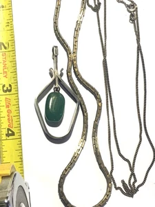 Collar vintage MCM con colgante HGB sellos plata piedra verde con 2 cadenas - Imagen 1 de 5