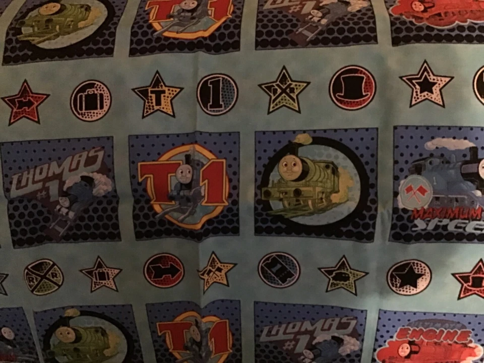 Thomas The Tank Engine Friends Train Aqua Blue Block 棉织物按码分类 — 第 1/1 张图片