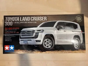 TAMIYA TOYOTA LAND CRUISER 300 CC-02 CHASSIS ASSEMBLY KIT 58688 1/10 RC No.688 - Picture 1 of 11