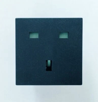 250V 13A AC United Kingdom UK Power Socket/Outlet/Plug/Power Receptacle Female - Image 1 of 4