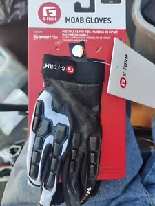 G-Form Bicycle Cycle Bike Moab Trail Gloves Black / White!Size Medium - Picture 1 of 6