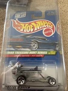 Hot Wheels HOT SEAT émbolo asiento de inodoro agrietado tazón negro caza del tesoro - Imagen 1 de 5