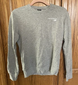 New Balance Crew Neck French Terry Knit Sweatshirt Athletic Grey XS New - Picture 1 of 5