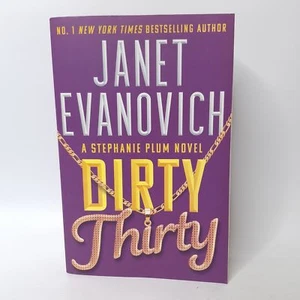 Dirty Thirty Janet Evanovich Large Paperback Book - Picture 1 of 8