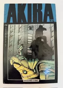AKIRA #37 KATSUHIRO OTOMO STORY COVER AND ART EPIC COMICS 1996 Low Print Run - Picture 1 of 6