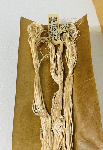 3 Skeins Antique Belding Bros FILO FLOSS Embroidery Floss - Shade 1219X Cover