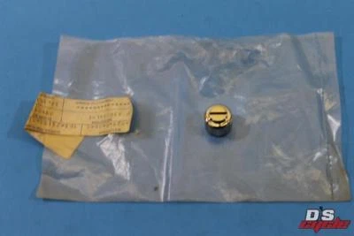 Tapa válvula cromada horquilla delantera Yamaha RD350YPVS RZ350 NOS XS1100 XJ750 27H-23184-00 Foto 1 de 4