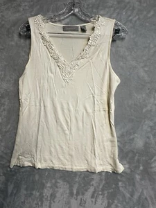 LIZ CLAIBORNE WOMEN’s WHITE TANK TOP SIZE MEDIUM - Picture 1 of 8