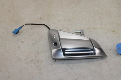 Maçaneta externa esquerda 2009-2017 Nissan 370z fabricante de equipamento original MW101 - Imagem 1 de 4