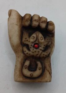 Potente Chamán Mano Tallada Piedra León Andino Kintu Sapo Sagrado - Imagen 1 de 6