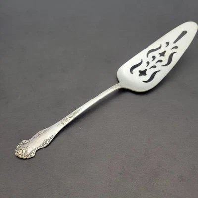 Bolo/torta National Silver Holiday Server 1951 King Edward Rose - Imagem 1 de 4