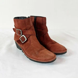 Fly London Suede Boots Womens Sz 5.5 Wedge Buckle Bergundy Rust Shoes - Picture 1 of 6