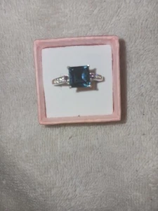 Anillo de platino/esterlina talla 10 hecho con cristal Montana de Swarovski (807) - Imagen 1 de 16