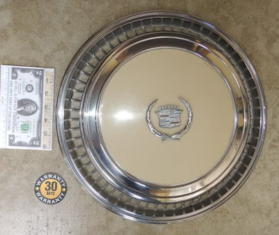 1974–1976 凯迪拉克埃尔多拉多车轮盖轮毂盖,黄色轮毂盖 — 第 1/4 张图片