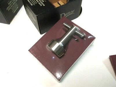 NUEVO EN CAJA... Gancho Bata Danze Colección Parma Níquel Cepillado Gato# D446161BN... WQ-163 Foto 1 de 3