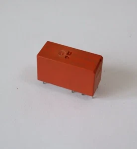 10 x SCHRACK Universalrelais/ RT424024 - 24 V - 8 A - 2 Form C(DPDT-NO, NC) NEU - Bild 1 von 3