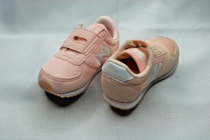 new balance girls tennis shoes
