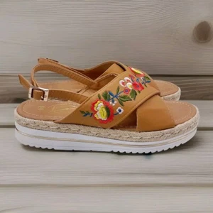 Sandalias de plataforma para mujer imitación cuero floral bordado talla 8,5 NUEVAS - Imagen 1 de 12